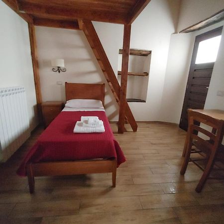 BaseliceBorgo Sciugolo住宿加早餐旅馆 外观 照片