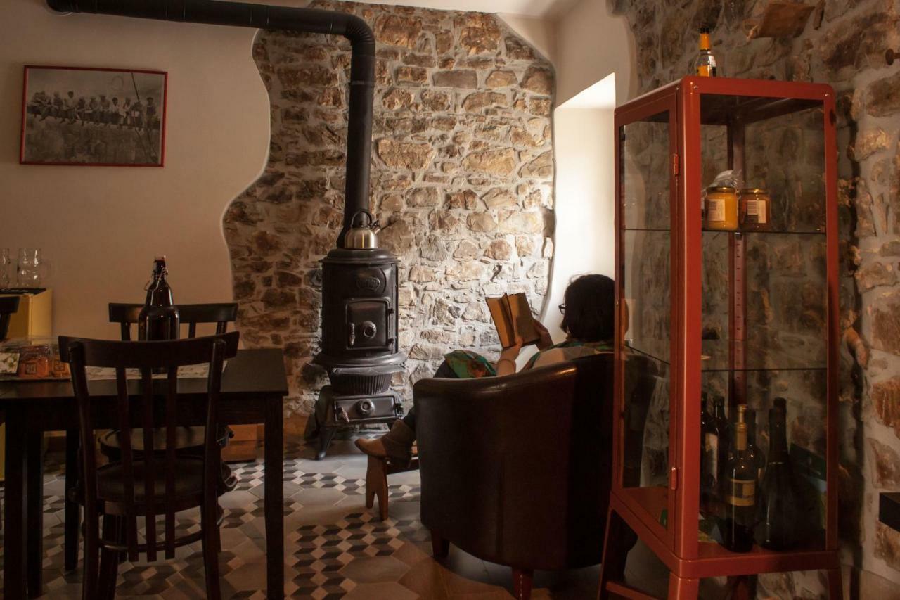 BaseliceBorgo Sciugolo住宿加早餐旅馆 外观 照片